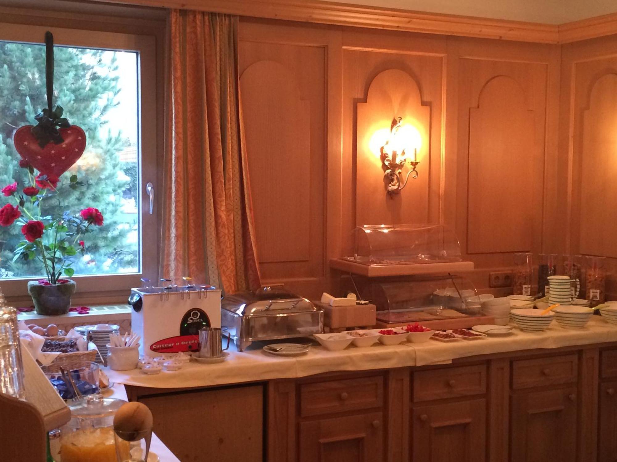 סן אנטון Hotel Dr Otto Murr B&B מראה חיצוני תמונה