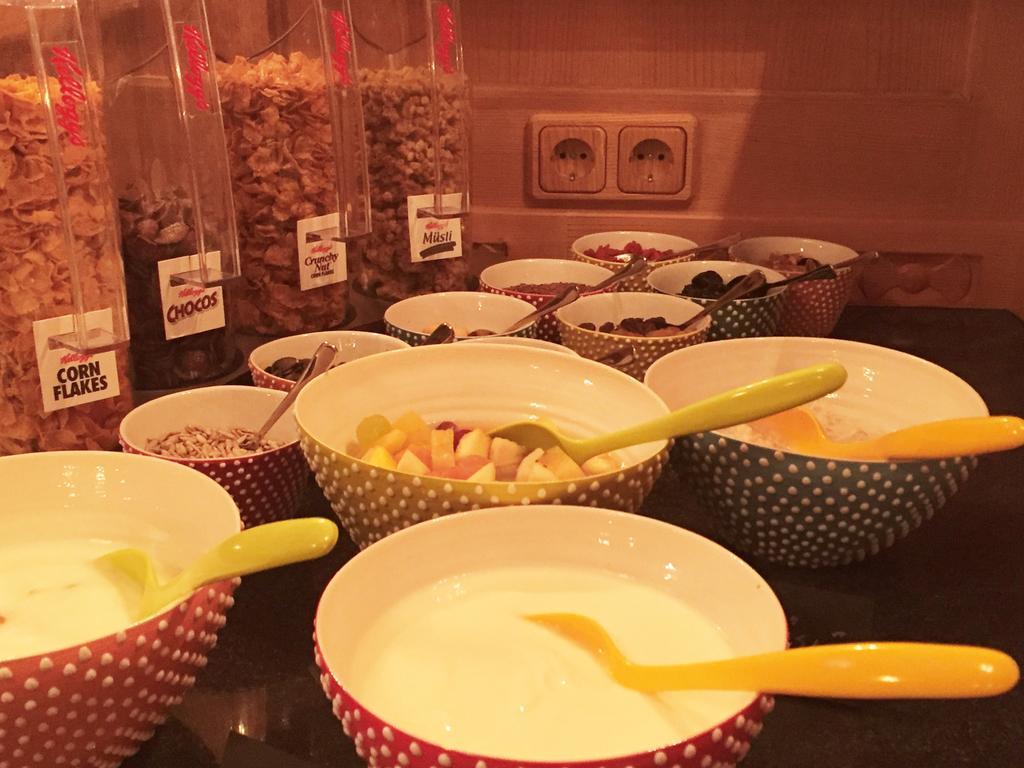 סן אנטון Hotel Dr Otto Murr B&B מראה חיצוני תמונה